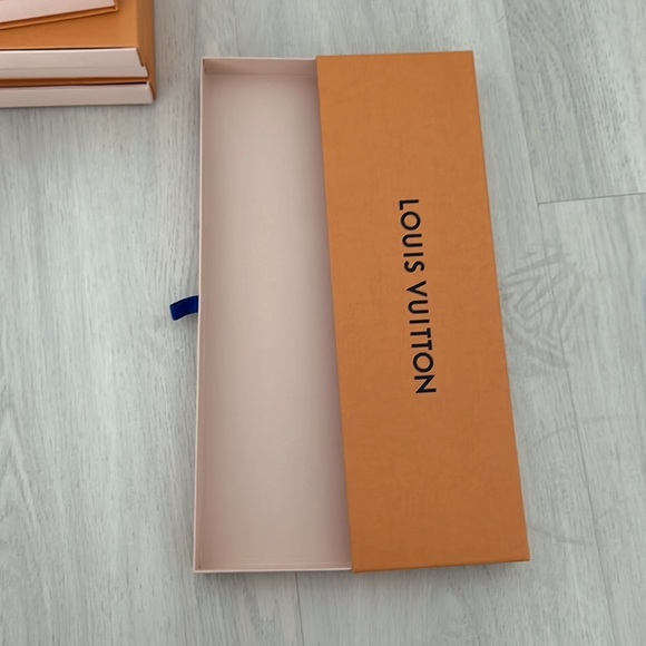 Louis Vuitton Tie/ Silks Boxes - Picture 2 of 3